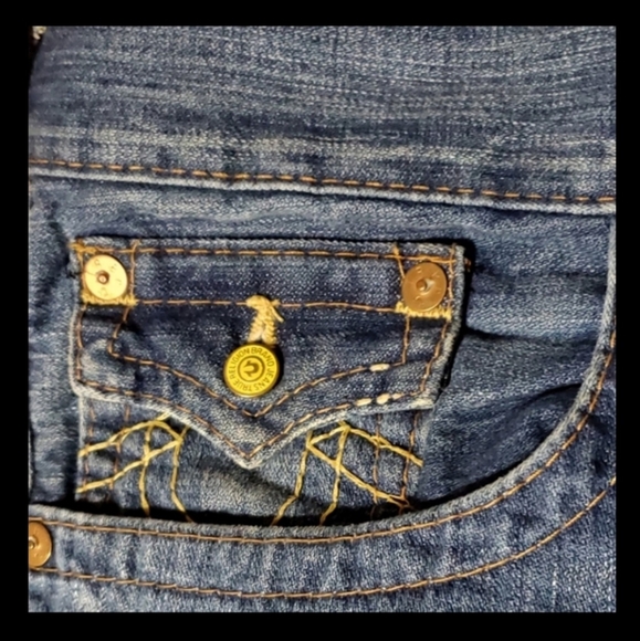 True Religion jeans. Men's Vintage jeans, yellow accent. Size 38 - Picture 5 of 16